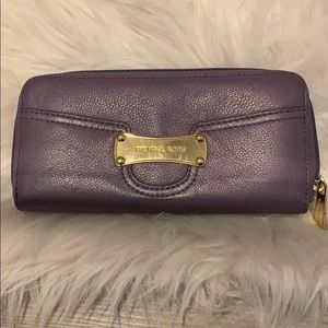 Michael khors wallet